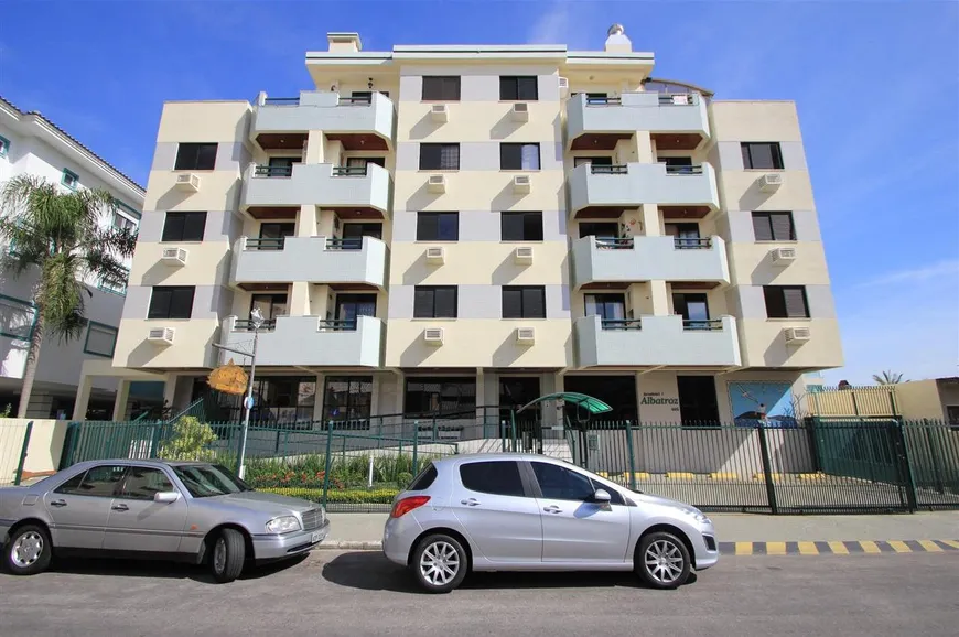 Foto 1 de Apartamento com 1 Quarto à venda, 45m² em Canasvieiras, Florianópolis