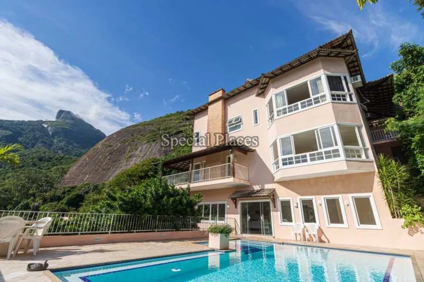 Foto 1 de Casa de Condomínio com 6 Quartos à venda, 590m² em Itanhangá, Rio de Janeiro