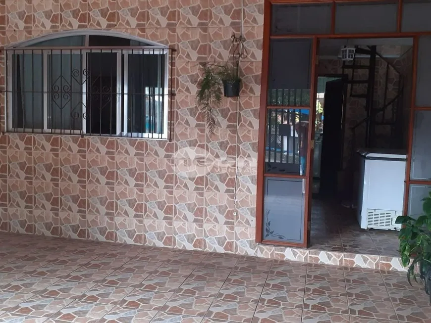 Foto 1 de Sobrado com 5 Quartos à venda, 237m² em Ferrazópolis, São Bernardo do Campo