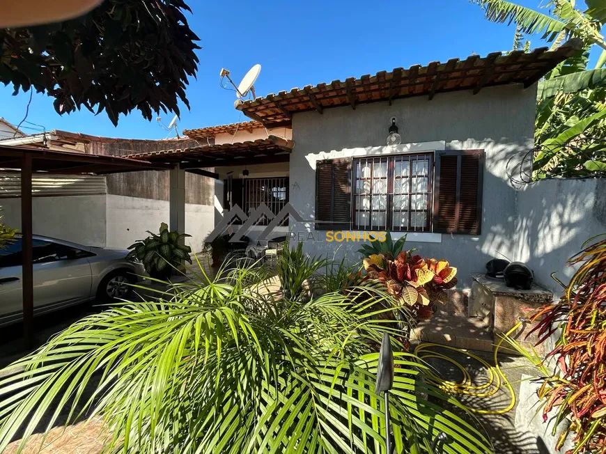 Foto 1 de Casa com 2 Quartos à venda, 58m² em Vila Capri, Araruama