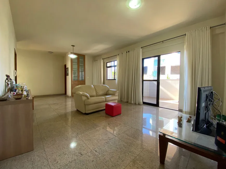 Foto 1 de Apartamento com 4 Quartos à venda, 150m² em Itapoã, Belo Horizonte