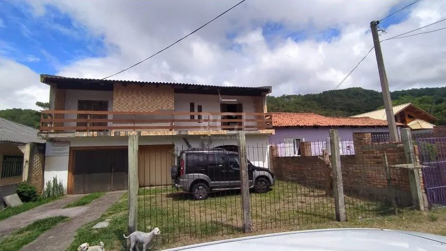 Foto 1 de Casa com 3 Quartos à venda, 249m² em Aberta dos Morros, Porto Alegre