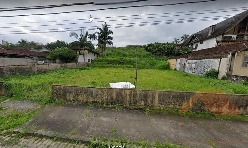 Foto 1 de Lote/Terreno à venda, 1100m² em Glória, Joinville