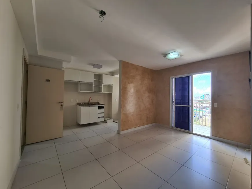 Foto 1 de Apartamento com 3 Quartos para alugar, 69m² em Nova Parnamirim, Parnamirim