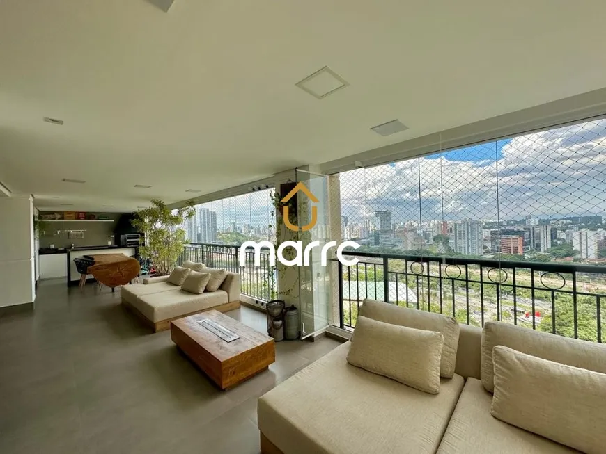 Foto 1 de Apartamento com 4 Quartos à venda, 250m² em Jardim Fonte do Morumbi , São Paulo