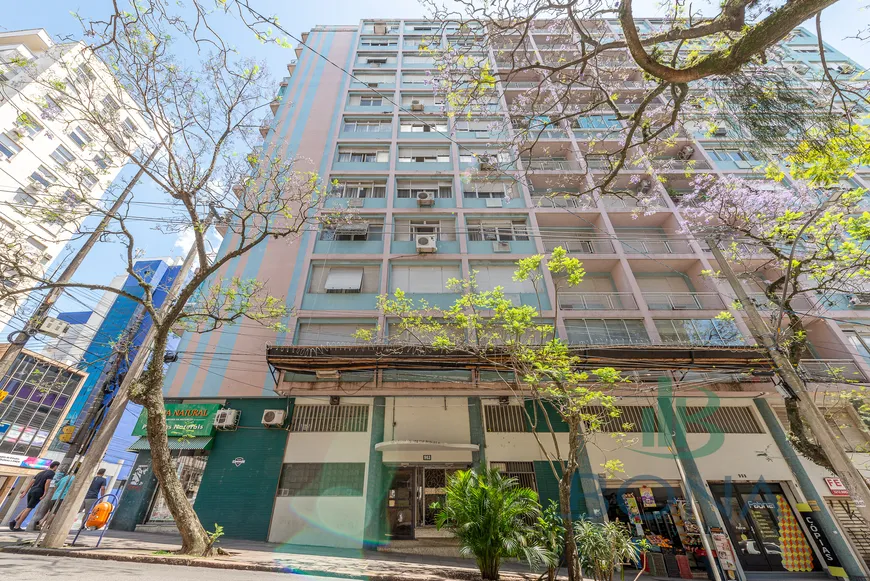 Foto 1 de Apartamento com 3 Quartos à venda, 140m² em Independência, Porto Alegre