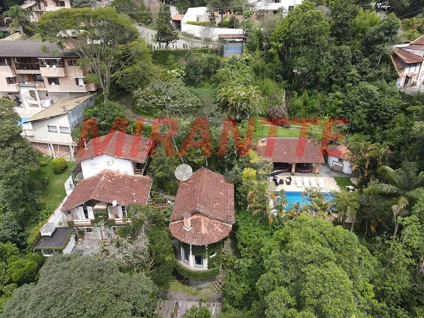 Foto 1 de Casa de Condomínio com 3 Quartos à venda, 237m² em Caraguata, Mairiporã