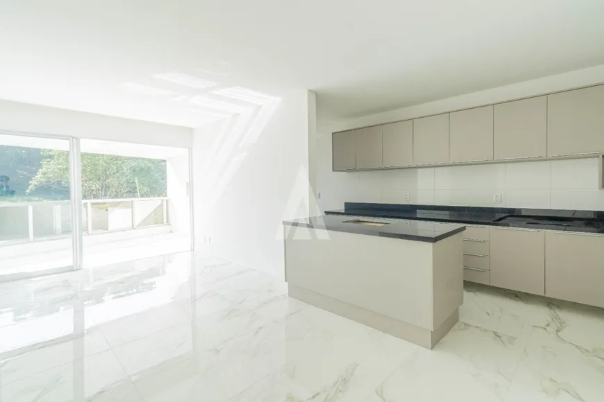 Foto 1 de Apartamento com 3 Quartos à venda, 138m² em América, Joinville