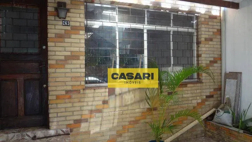 Foto 1 de Sobrado com 2 Quartos à venda, 258m² em Campestre, Santo André