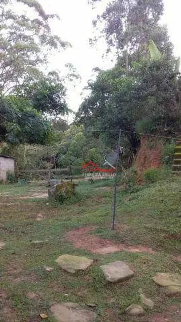 Foto 1 de Fazenda/Sítio com 1 Quarto à venda, 300m² em Mantiqueira, Mairiporã