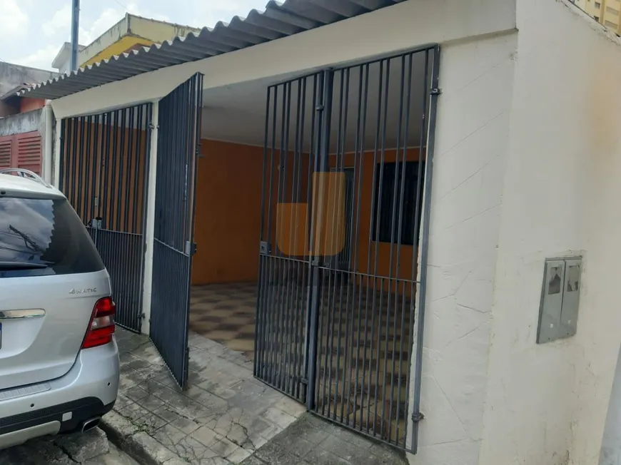 Foto 1 de Sobrado com 2 Quartos para alugar, 130m² em Chora Menino, São Paulo