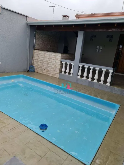 Foto 1 de Casa com 3 Quartos à venda, 204m² em Residencial Cambuy, Araraquara