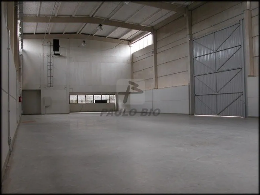 Foto 1 de Galpão/Depósito/Armazém para alugar, 750m² em Quitaúna, Osasco