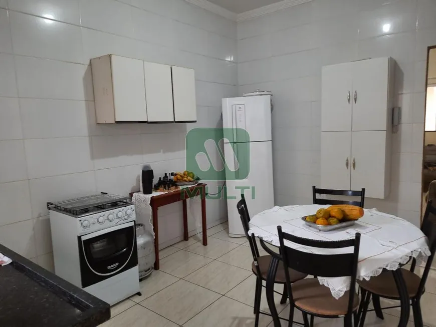 Foto 1 de Casa com 3 Quartos à venda, 109m² em Jardim Europa, Uberlândia