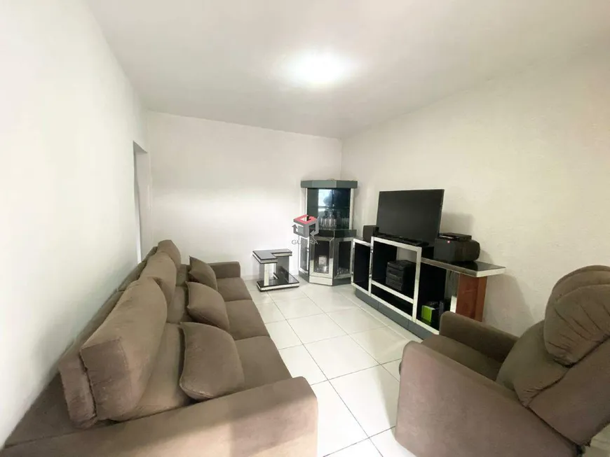 Foto 1 de Casa com 2 Quartos à venda, 171m² em Jardim Cristiane, Santo André