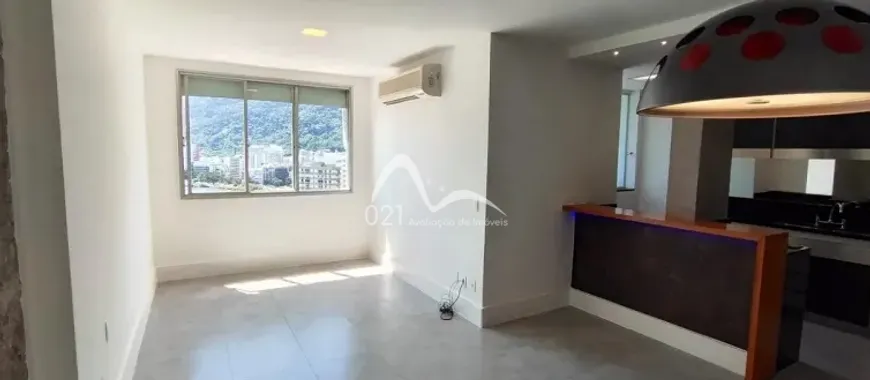 Foto 1 de Apartamento com 2 Quartos à venda, 75m² em Lagoa, Rio de Janeiro