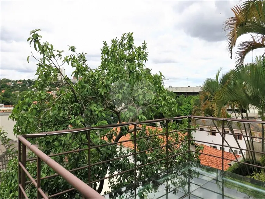 Foto 1 de Casa com 4 Quartos à venda, 240m² em Morumbi, São Paulo