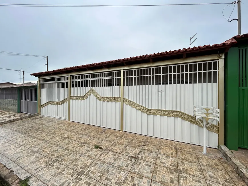 Foto 1 de Casa com 3 Quartos à venda, 250m² em Ceilândia, Brasília