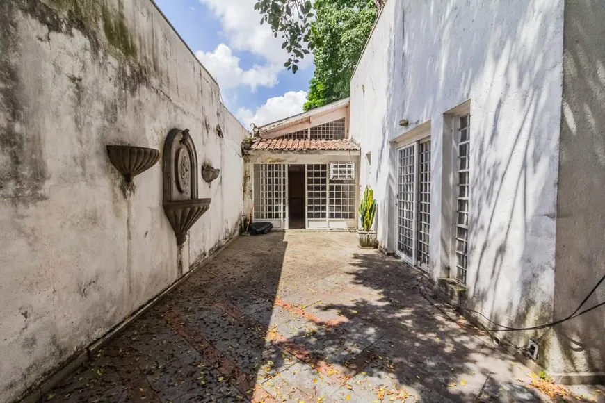Foto 1 de Casa com 1 Quarto à venda, 230m² em Jardim das Acacias, São Paulo