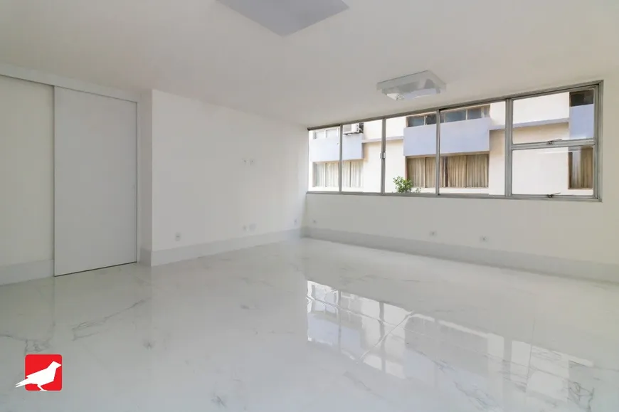 Foto 1 de Apartamento com 4 Quartos à venda, 120m² em Santa Cecília, São Paulo