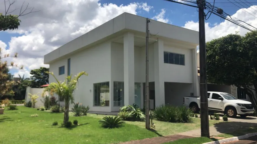 Foto 1 de Casa de Condomínio com 5 Quartos à venda, 210m² em Aragarça, Londrina