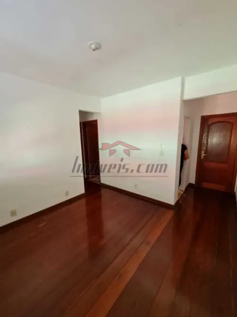 Foto 1 de Apartamento com 2 Quartos à venda, 52m² em Pechincha, Rio de Janeiro