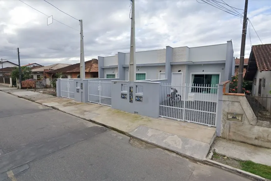 Foto 1 de Casa com 3 Quartos à venda, 80m² em Adhemar Garcia, Joinville