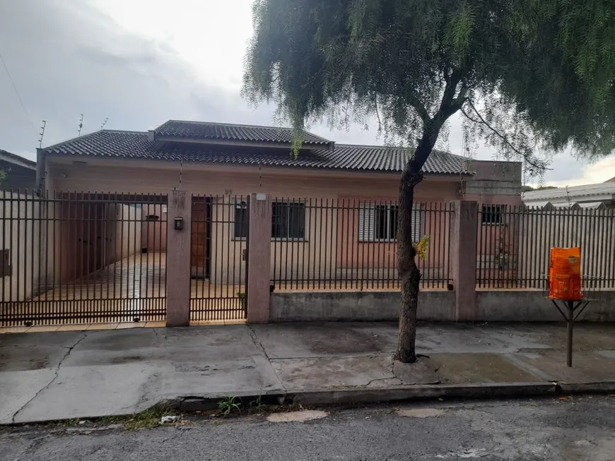 Foto 1 de Casa com 3 Quartos à venda, 180m² em Jardim Panorama, Arapongas