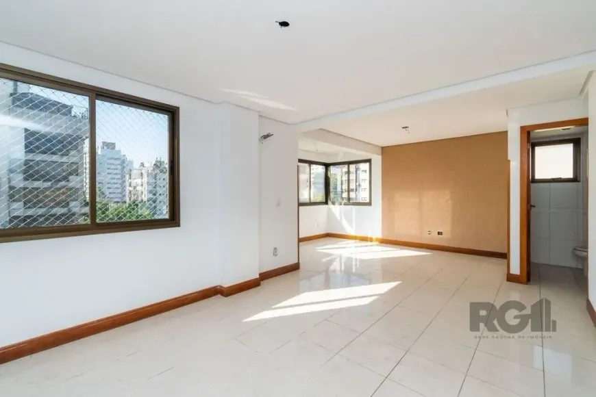 Foto 1 de Apartamento com 3 Quartos à venda, 129m² em Mont' Serrat, Porto Alegre