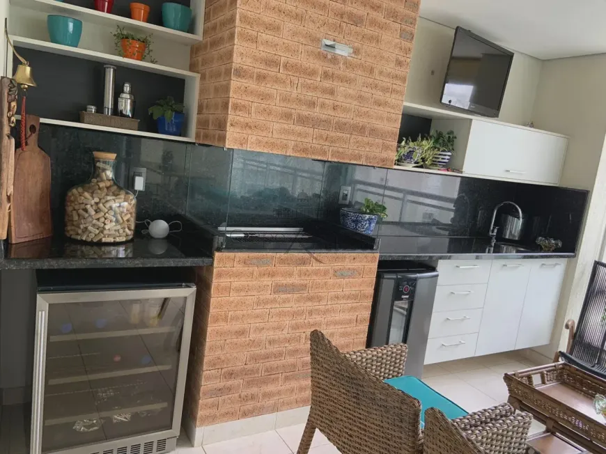 Foto 1 de Apartamento com 4 Quartos à venda, 233m² em Vila Adyana, São José dos Campos