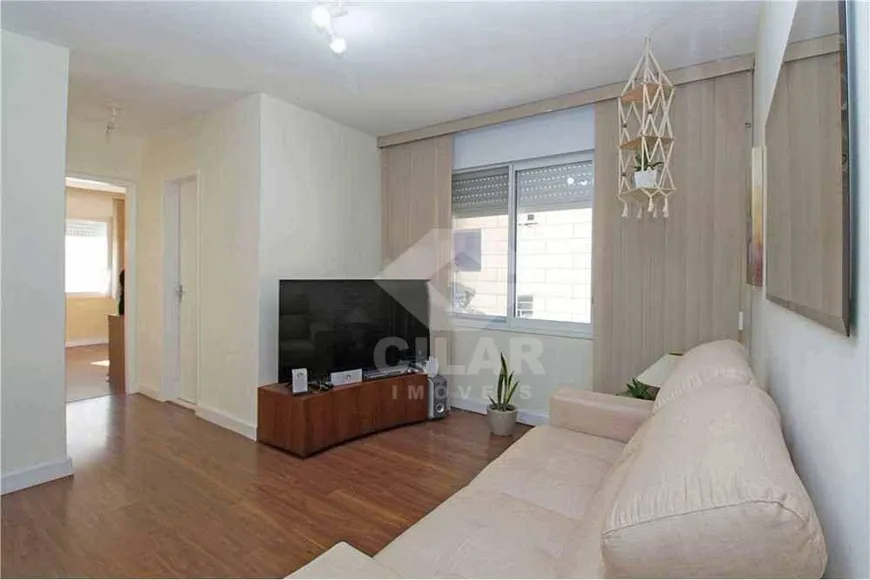 Foto 1 de Apartamento com 2 Quartos à venda, 55m² em Vila Ipiranga, Porto Alegre