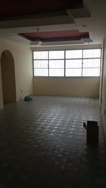 Foto 1 de Apartamento com 3 Quartos à venda, 200m² em Vila Laura, Salvador