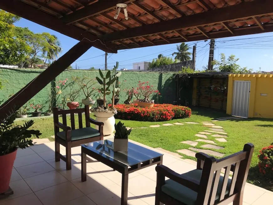Foto 1 de Casa de Condomínio com 5 Quartos à venda, 400m² em Itapuã, Salvador