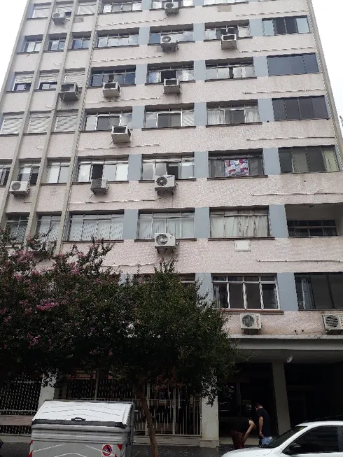 Foto 1 de Apartamento com 2 Quartos à venda, 67m² em Centro, Porto Alegre