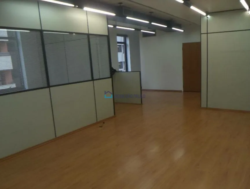 Foto 1 de Sala Comercial para alugar, 104m² em Cidade Monções, São Paulo