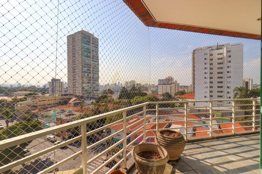 Foto 1 de Apartamento com 3 Quartos à venda, 250m² em Vila Alexandria, São Paulo