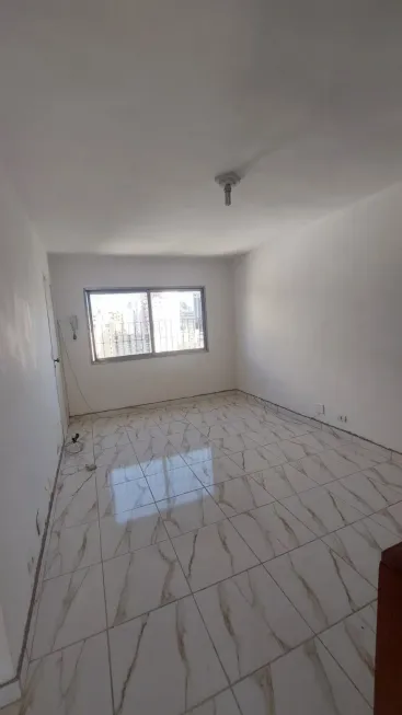 Foto 1 de Apartamento com 1 Quarto para alugar, 50m² em Liberdade, São Paulo