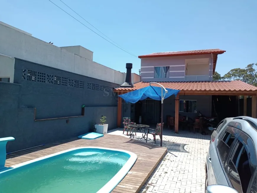 Foto 1 de Casa com 3 Quartos à venda, 170m² em São João do Rio Vermelho, Florianópolis