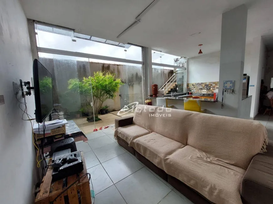 Foto 1 de Casa com 3 Quartos à venda, 92m² em Centro, Guararema