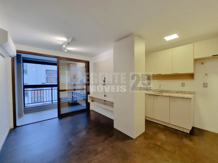 Foto 1 de Apartamento com 2 Quartos à venda, 58m² em Itacorubi, Florianópolis