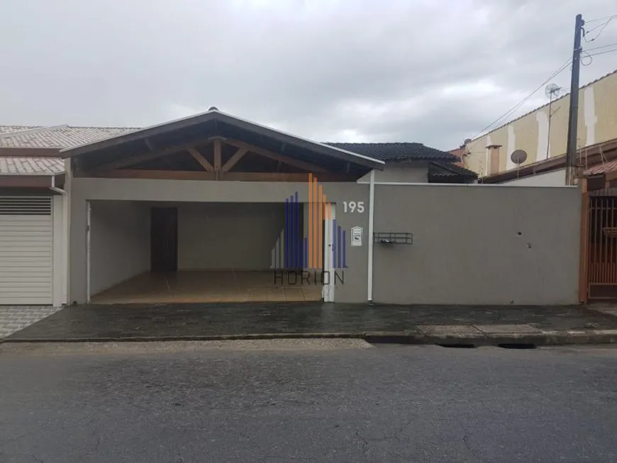 Foto 1 de Casa com 1 Quarto à venda, 175m² em Parque São Luís, Taubaté