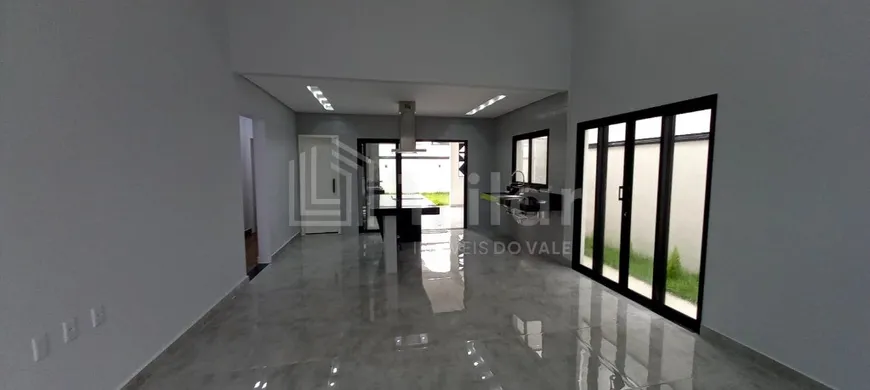 Foto 1 de Casa de Condomínio com 3 Quartos à venda, 165m² em Condominio Terras do Vale, Caçapava