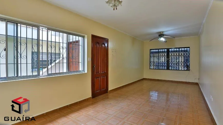 Foto 1 de Sobrado com 4 Quartos para alugar, 350m² em Paulicéia, São Bernardo do Campo