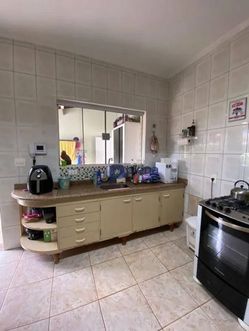 Foto 1 de Casa com 3 Quartos à venda, 180m² em Jardim Macarenko, Sumaré