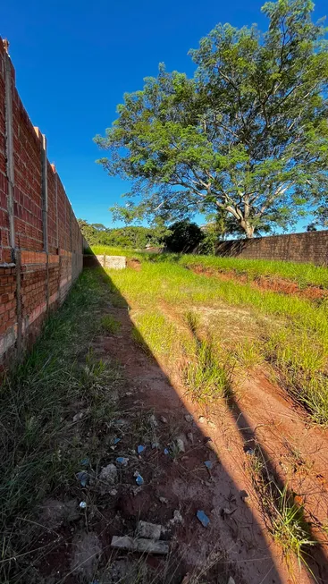 Foto 1 de Lote/Terreno à venda, 1220m² em Chapada dos Guimarães, Brotas