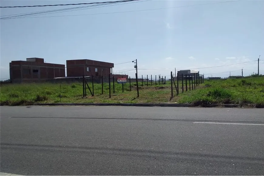 Foto 1 de Lote/Terreno à venda, 150m² em Areao, Taubaté