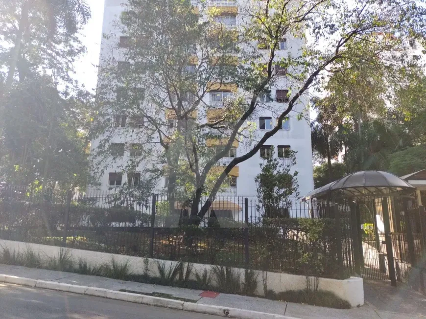 Foto 1 de Apartamento com 3 Quartos à venda, 135m² em Vila Albertina, São Paulo