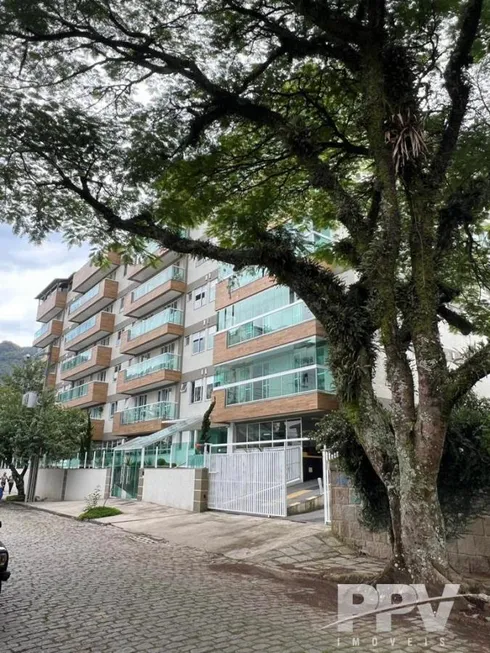 Foto 1 de Apartamento com 2 Quartos à venda, 79m² em Nossa Senhora de Fátima, Teresópolis