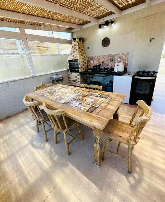 Foto 1 de Casa de Condomínio com 3 Quartos à venda, 172m² em Ipitanga, Lauro de Freitas