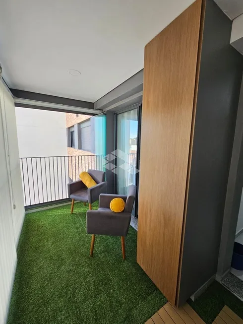 Foto 1 de Apartamento com 2 Quartos à venda, 60m² em Ferreira, São Paulo